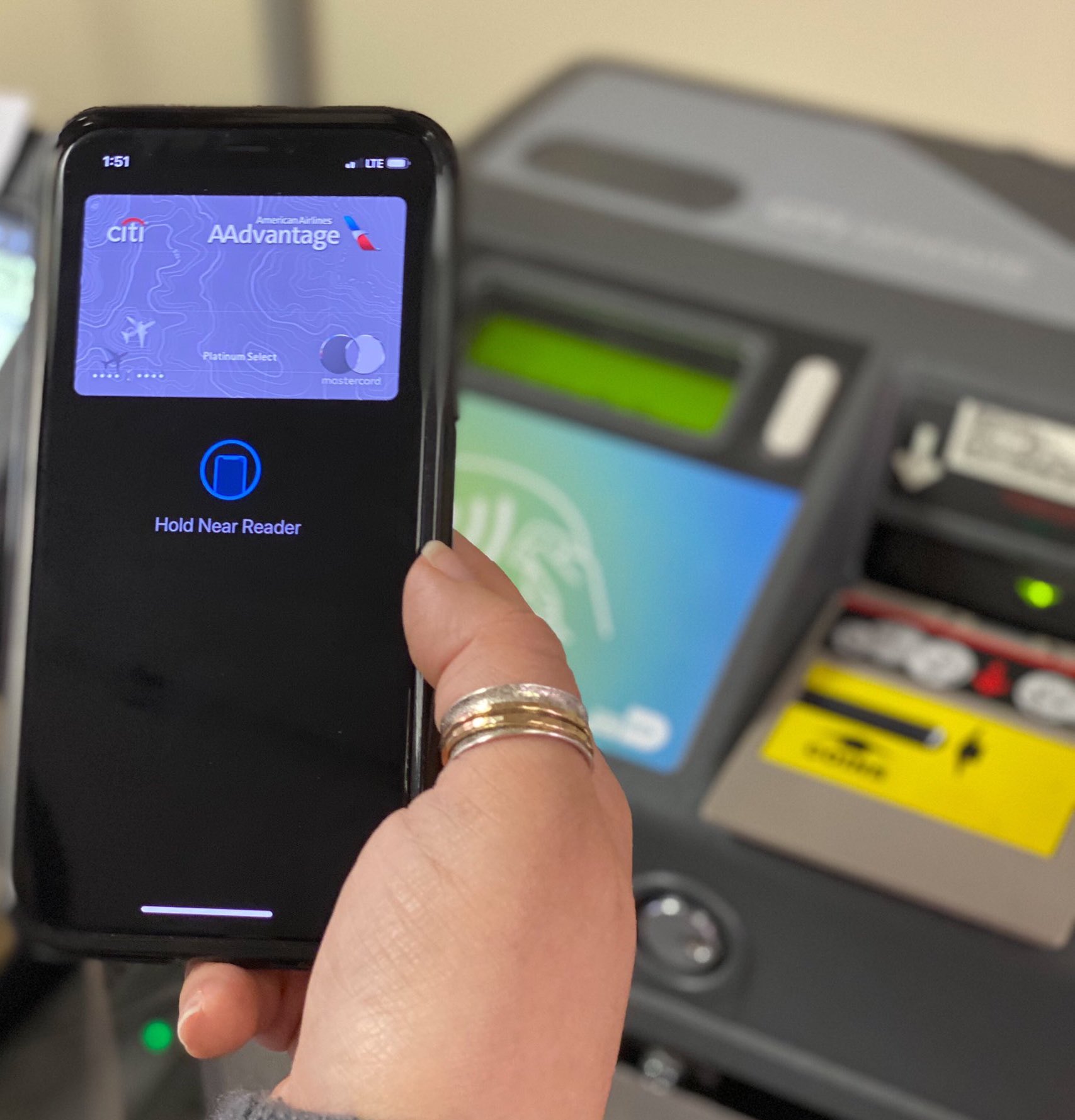 Contactless Payments of Fares Gets Slow Start in Miami, According to Figures