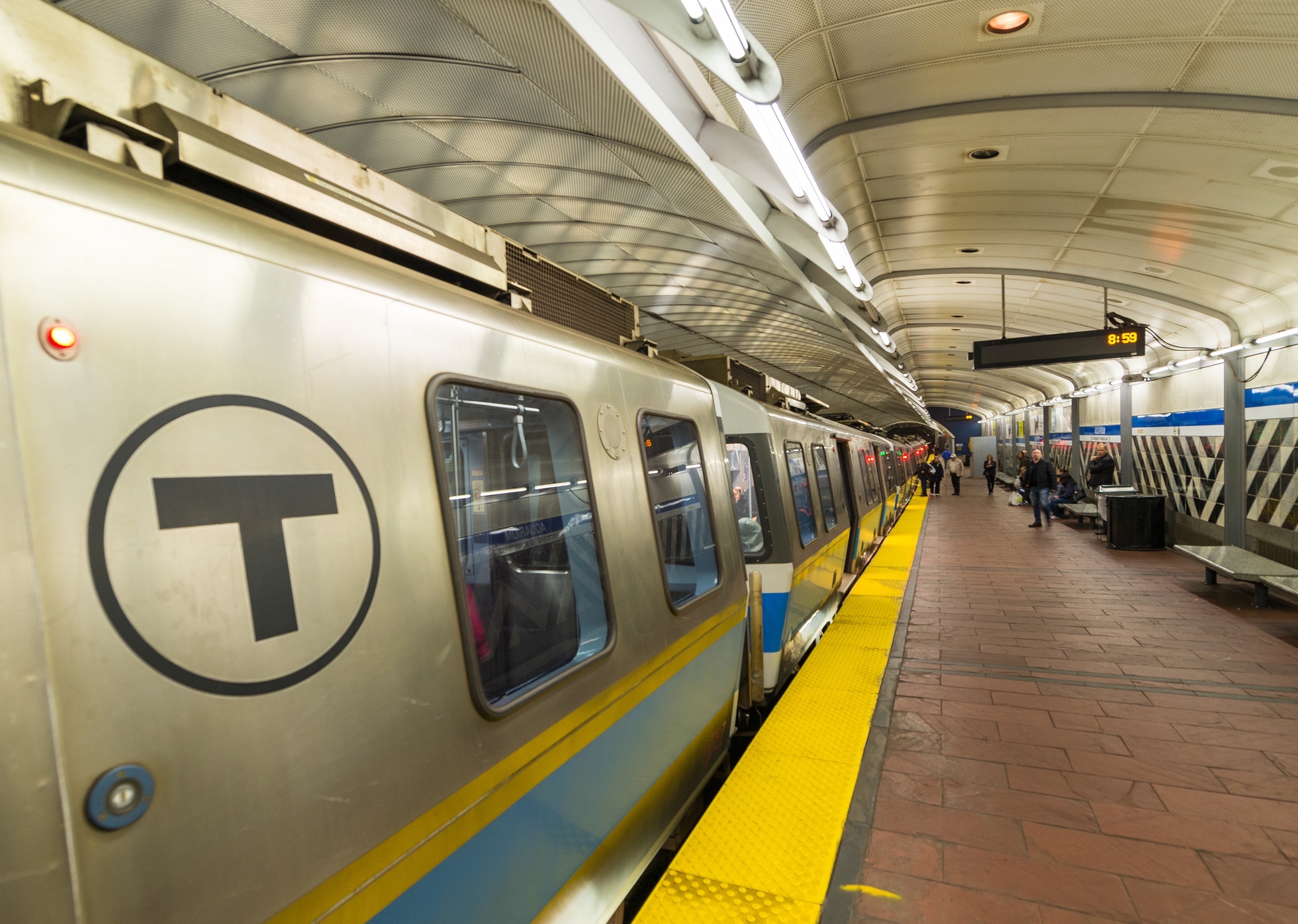 Boston Authority Makes Aggressive Push to Banish Cash On Board Buses