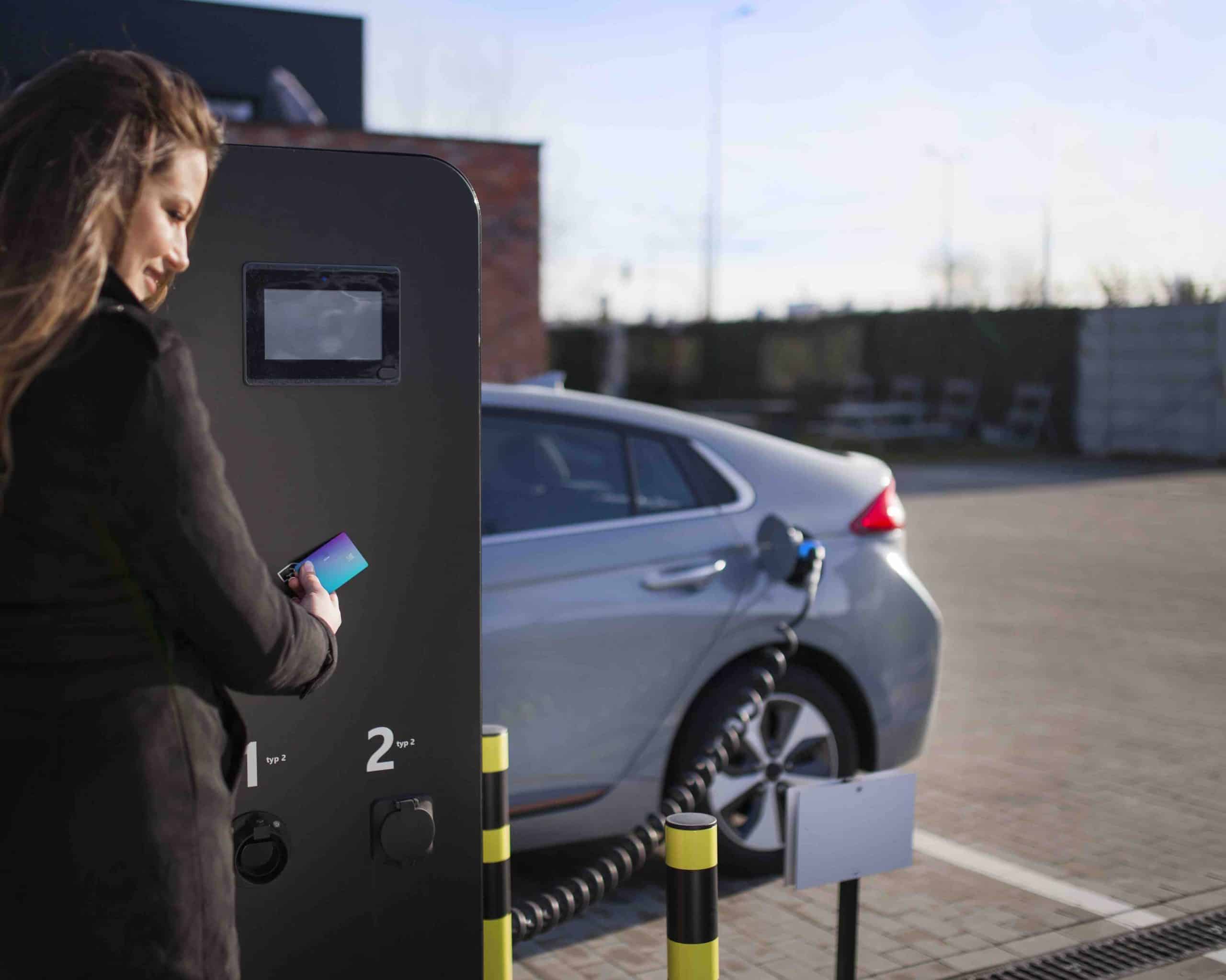 Making Payments for EV Charging Easy and Safe: Experts Weigh in on How to Overcome the Challenges